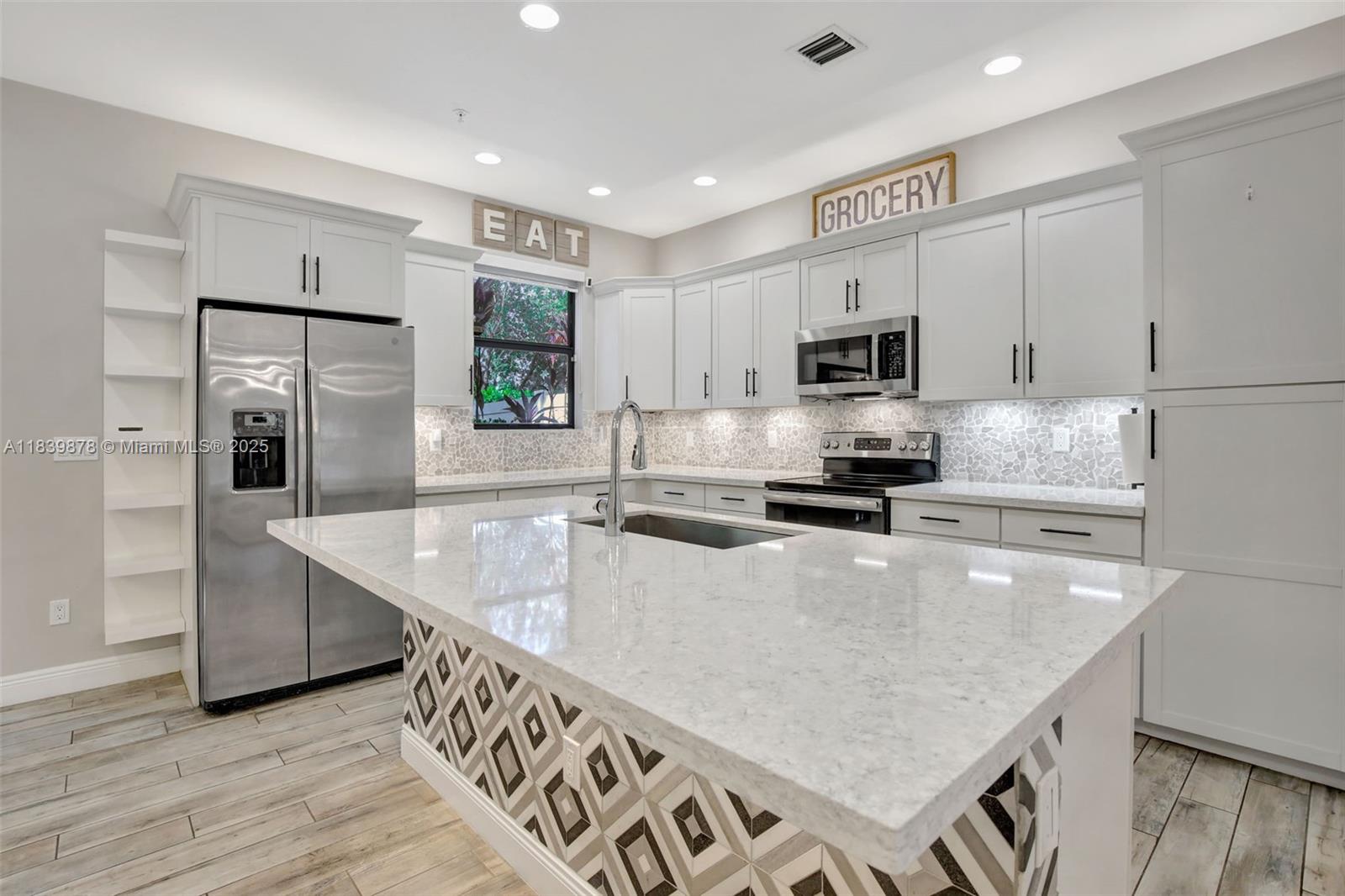 20946 NW 1st St, Pembroke Pines, Florida image 18