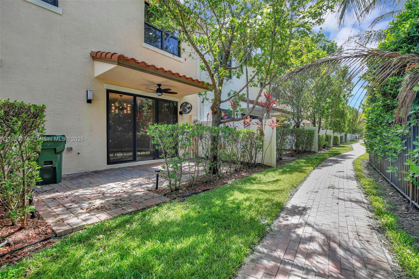 20946 NW 1st St, Pembroke Pines, Florida image 40