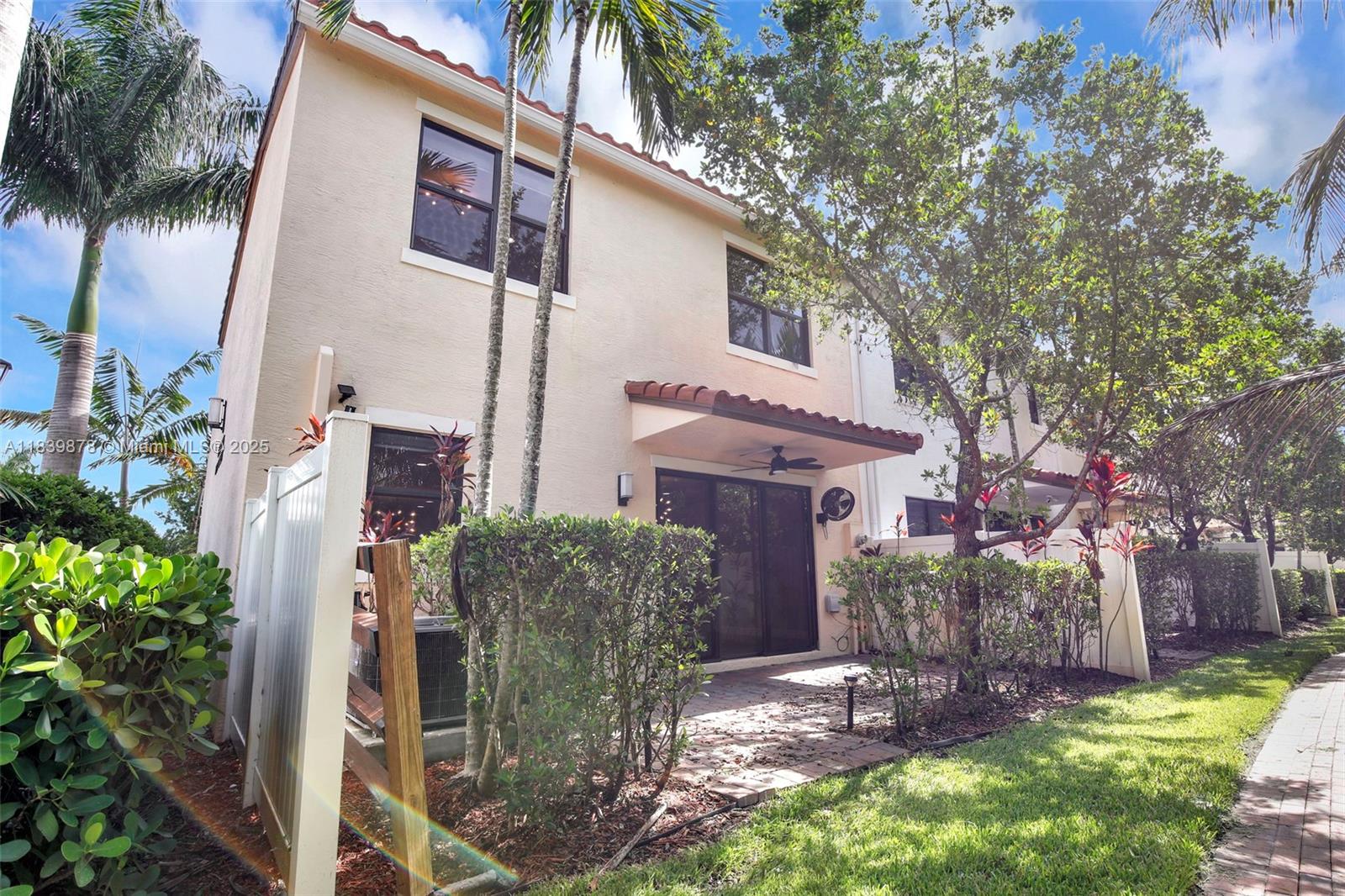 20946 NW 1st St, Pembroke Pines, Florida image 41