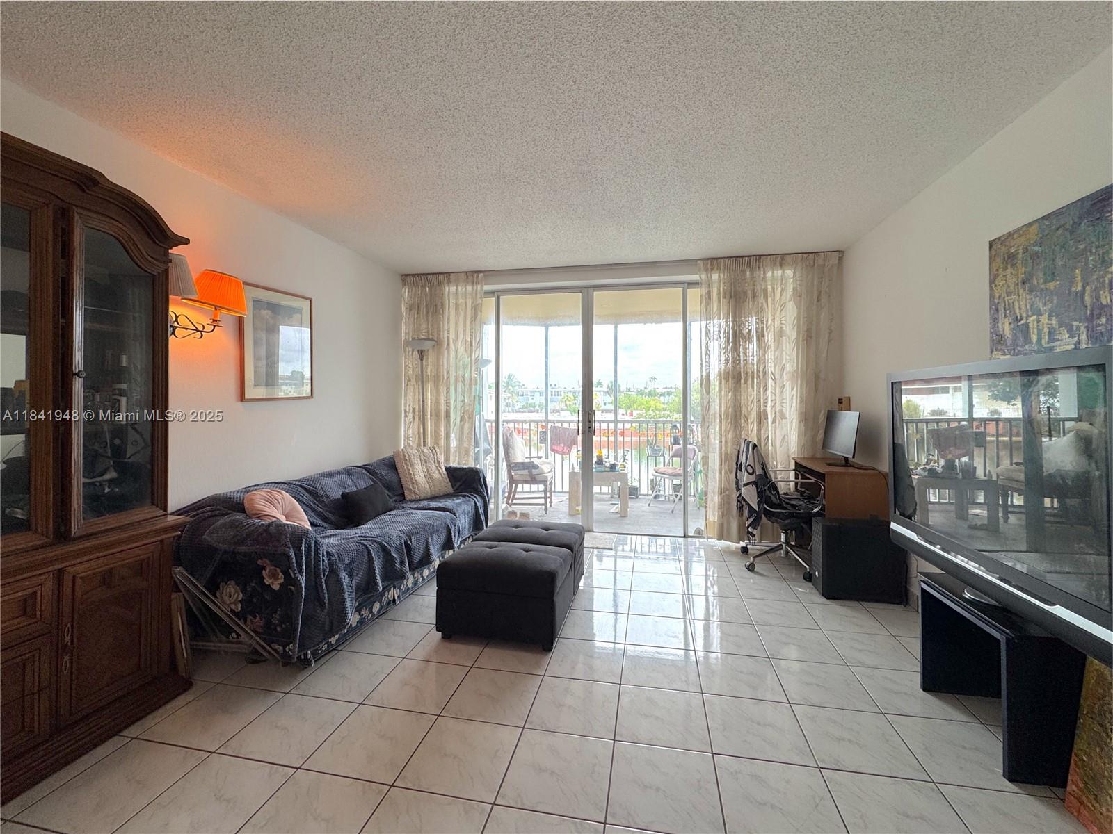 1750 NE 191st St #224-4, Miami, Florida image 4