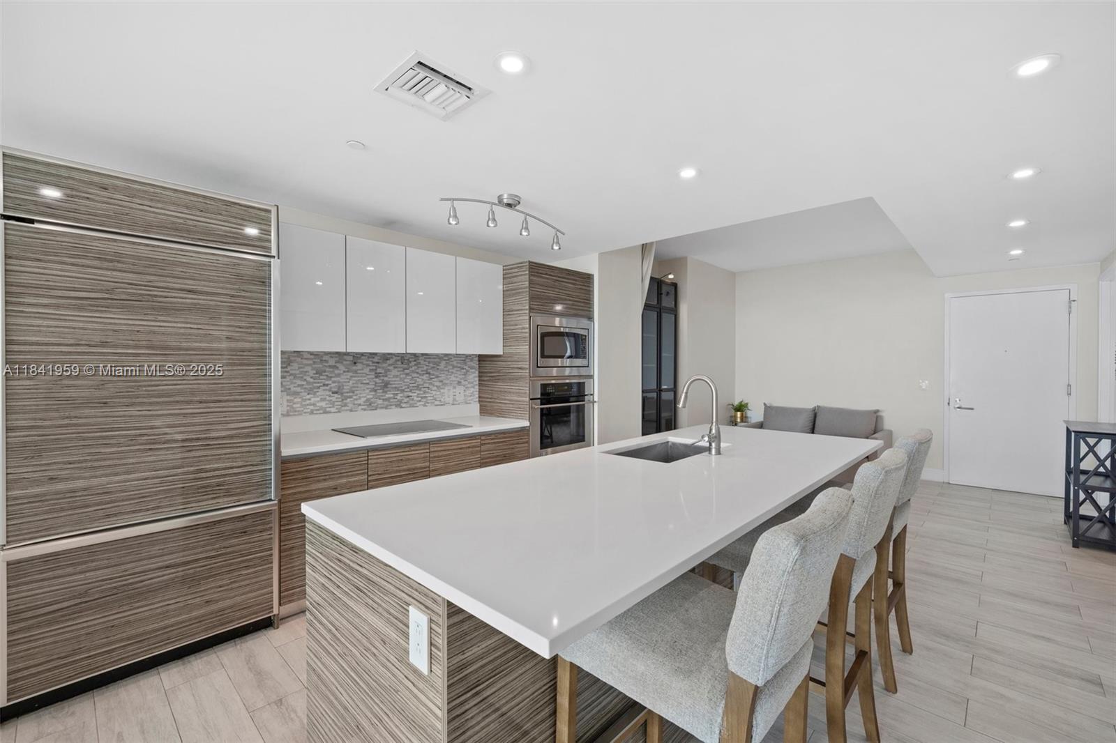 460 NE 28th St #1605, Miami, Florida image 11