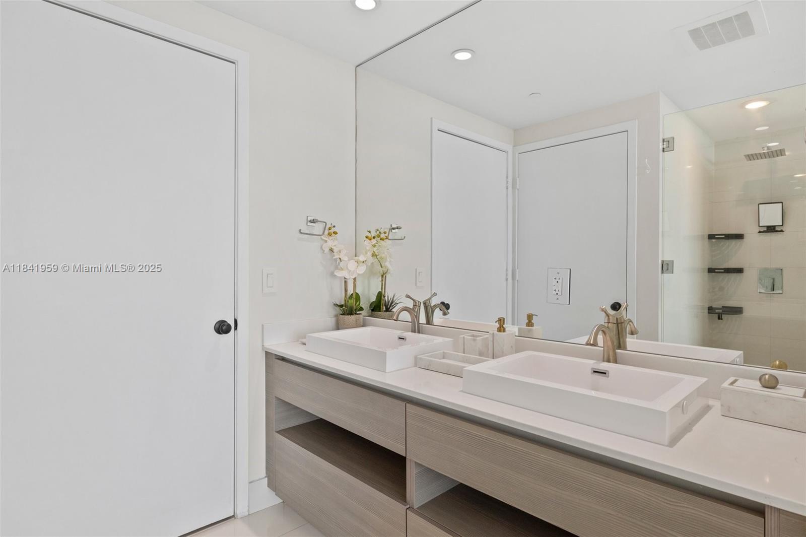 460 NE 28th St #1605, Miami, Florida image 19