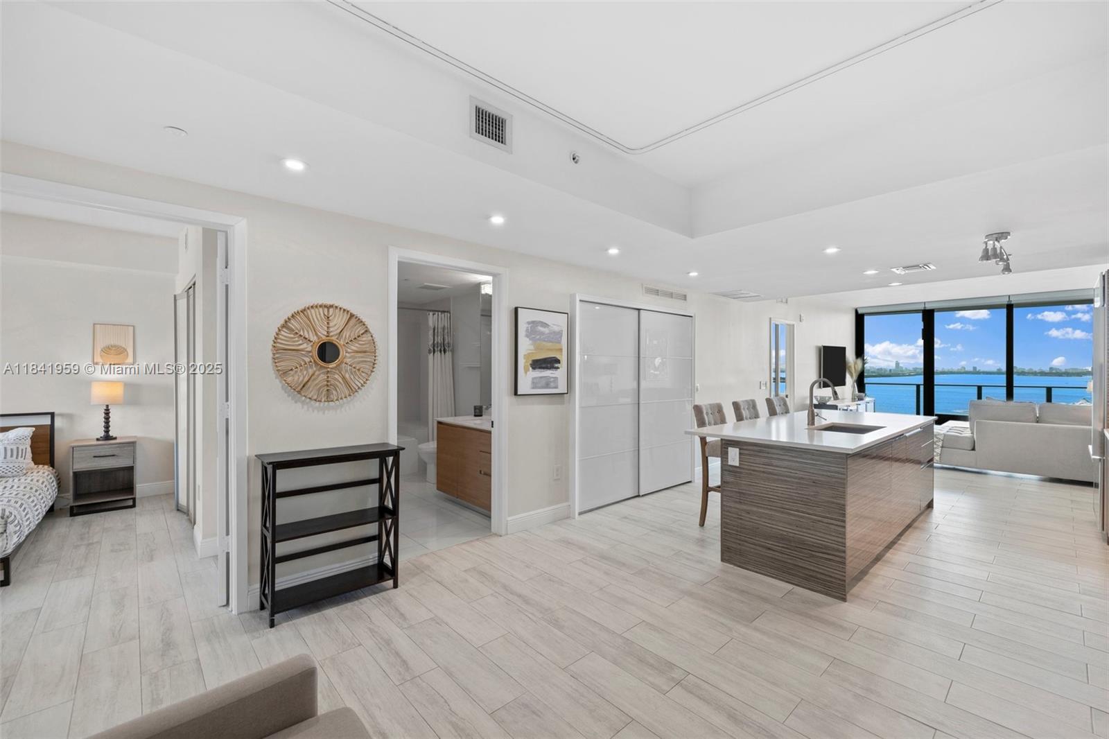 460 NE 28th St #1605, Miami, Florida image 30