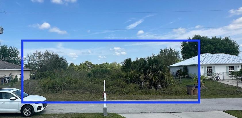 2512 56th St W, Lehigh Acres, Florida image 3