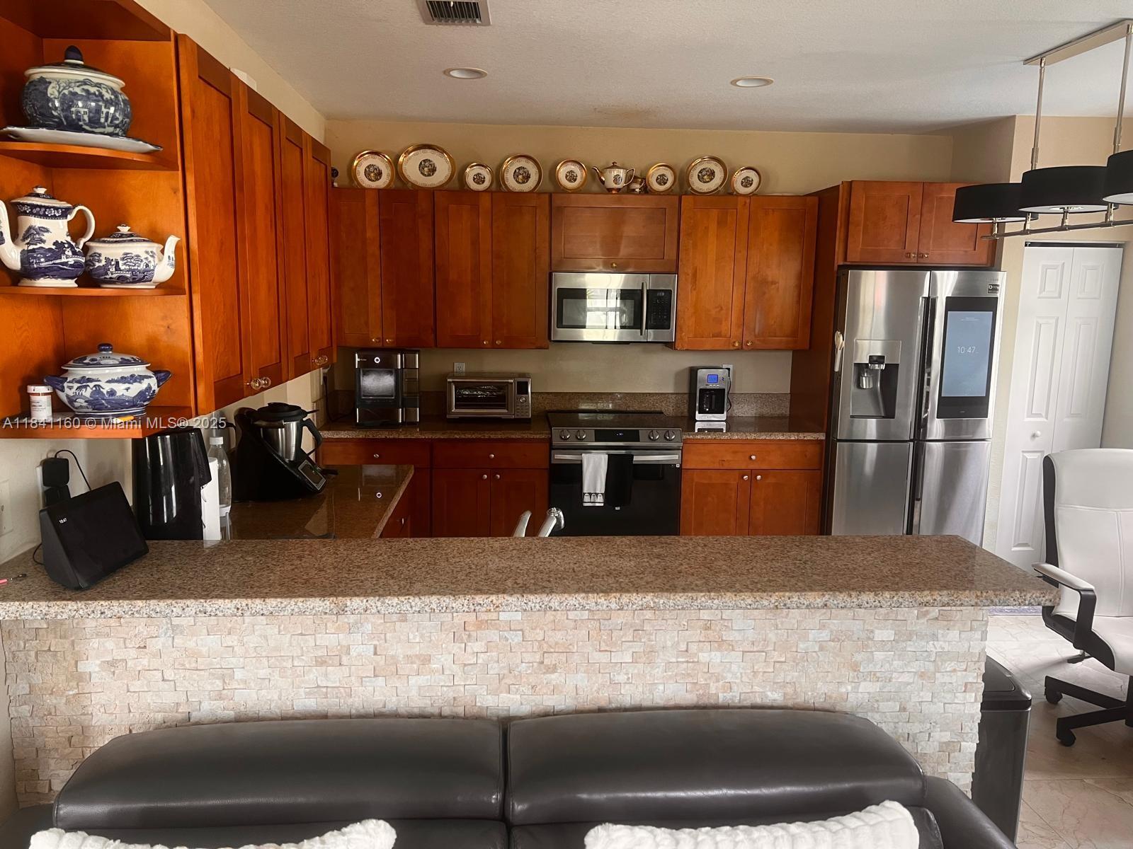 Property photo # 8