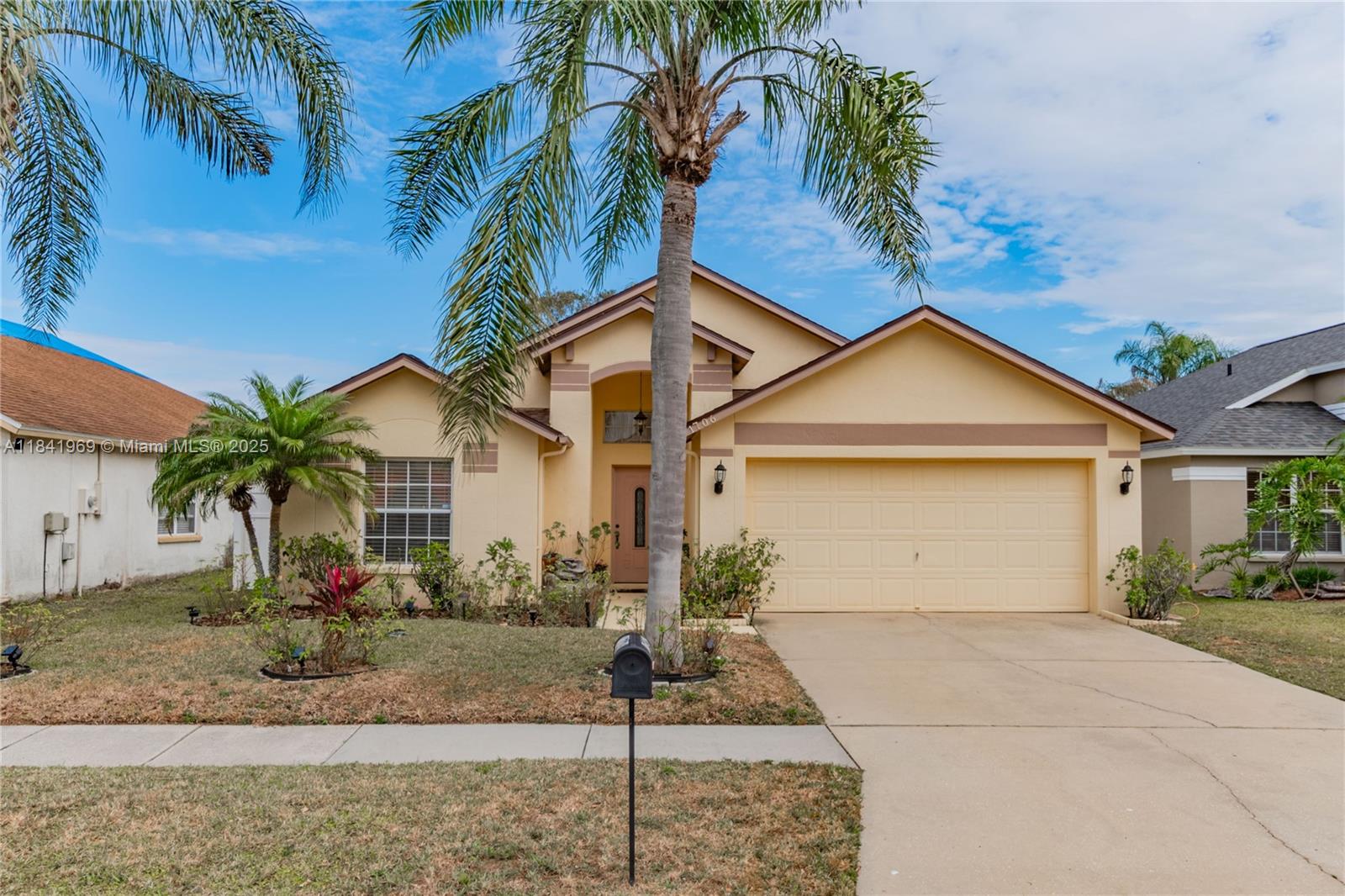 1706 Kirtley Drive, Brandon, Florida image 1