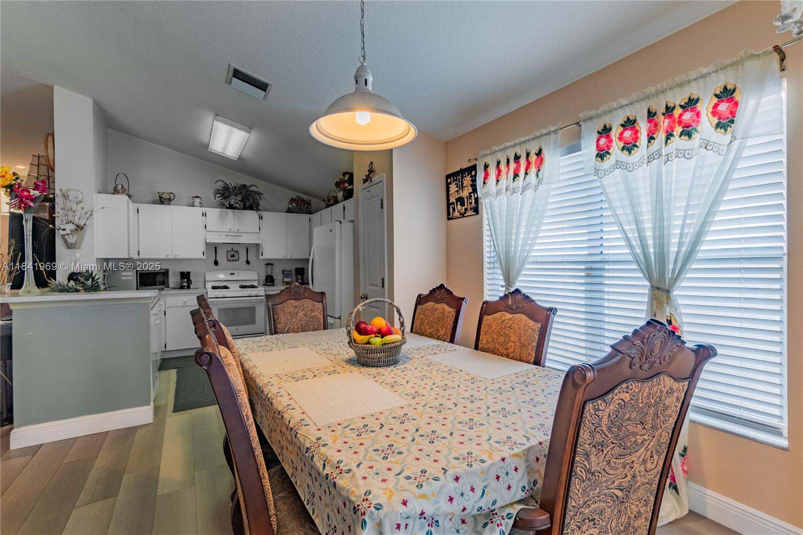 1706 Kirtley Drive, Brandon, Florida image 20
