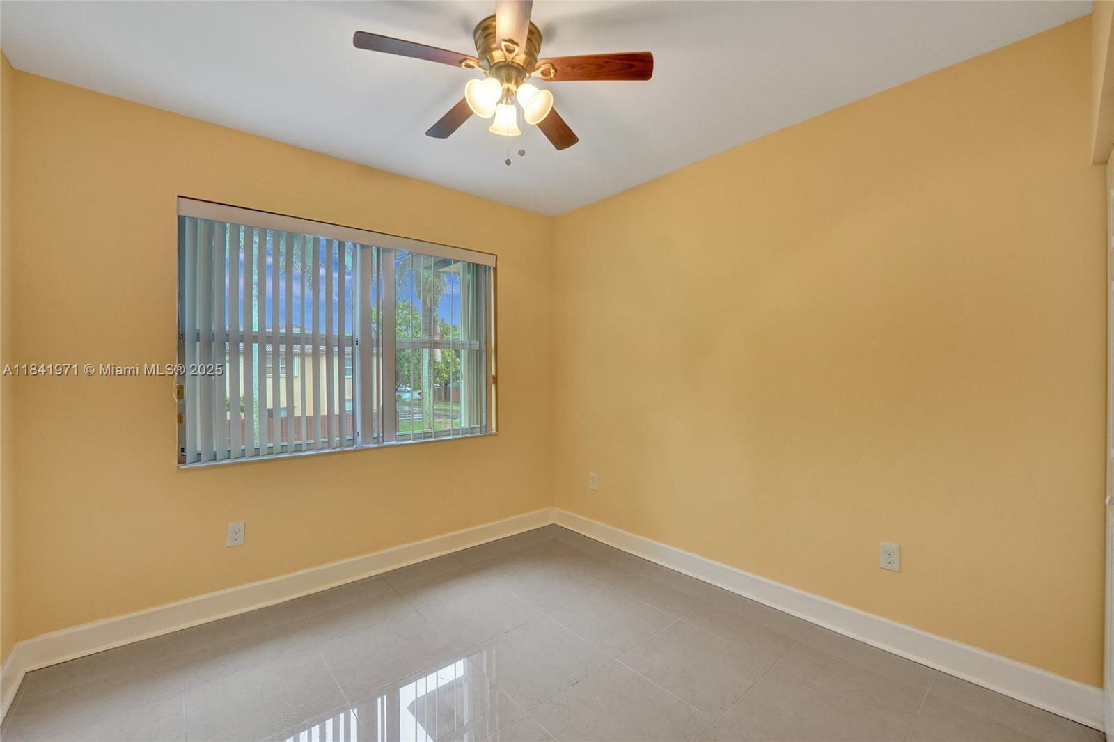 1485 NE 33rd Rd #111-1, Homestead, Florida image 21