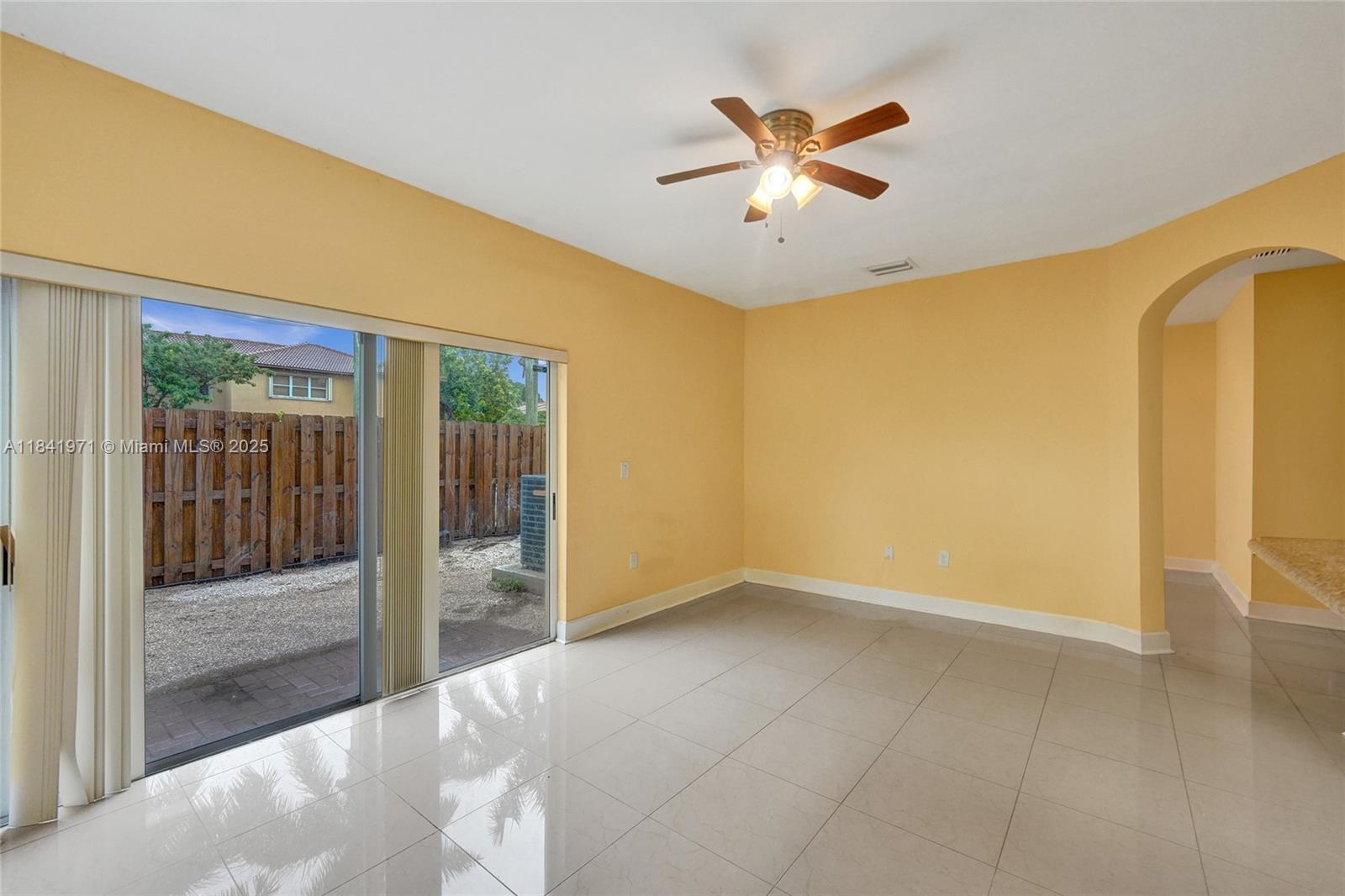 1485 NE 33rd Rd #111-1, Homestead, Florida image 32