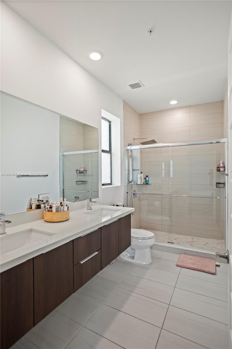 10467 NW 82nd Street #1, Doral, Florida image 43