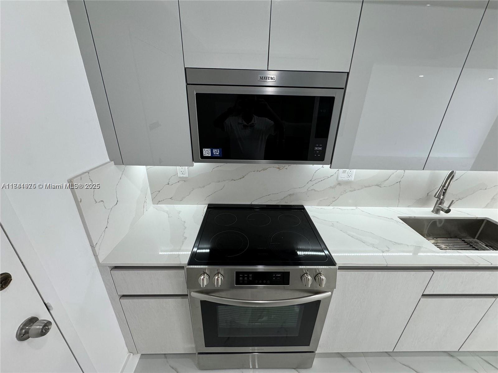 Property photo # 9