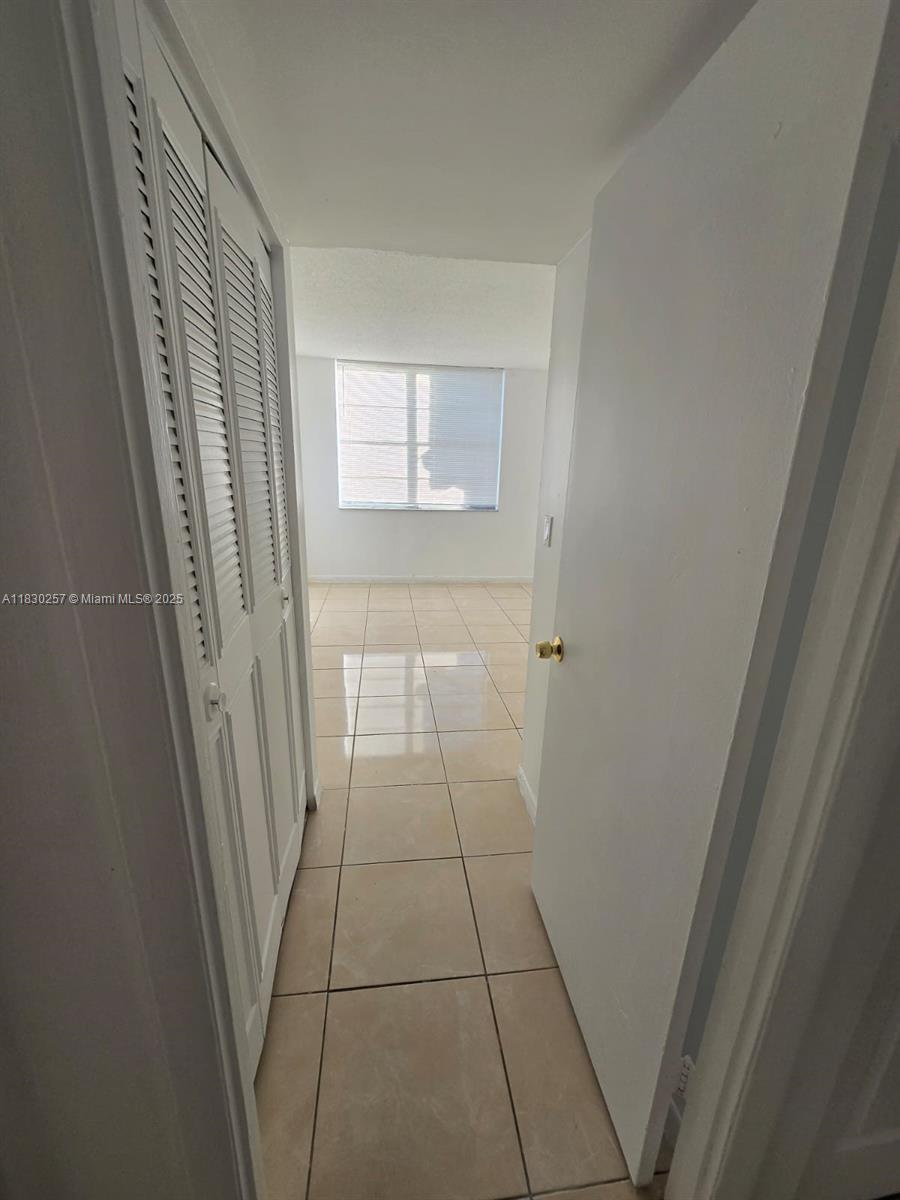486 NW 165th St Rd #B-306, Miami, Florida image 2