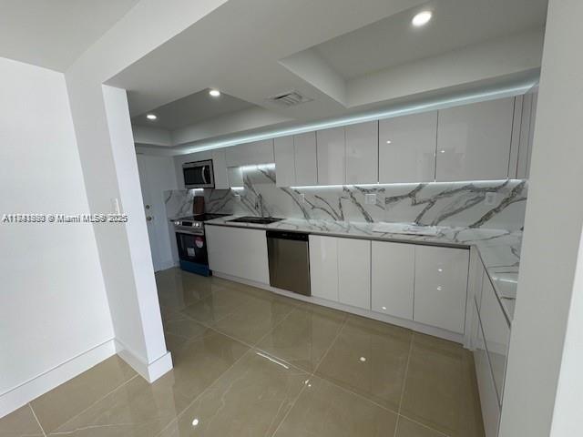 Property photo # 6