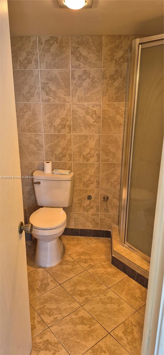 1051 Hillsboro Mile #507E, Hillsboro Beach, Florida image 10