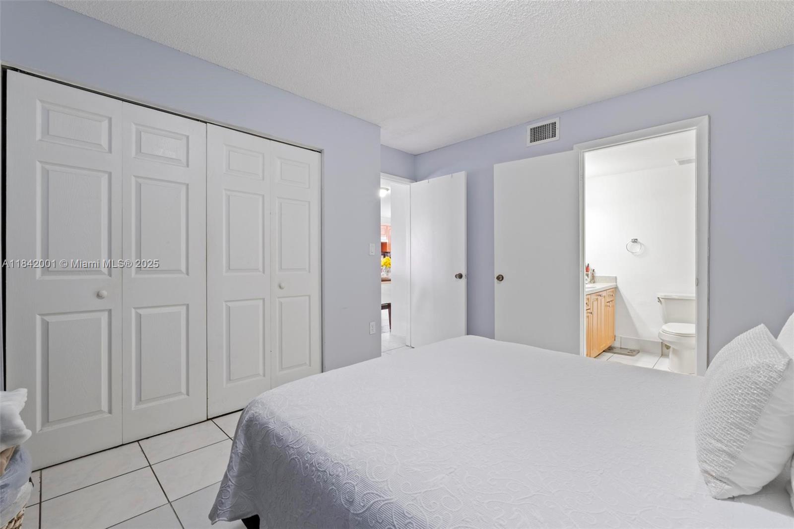 2735 W 61st Pl #204, Hialeah, Florida image 16