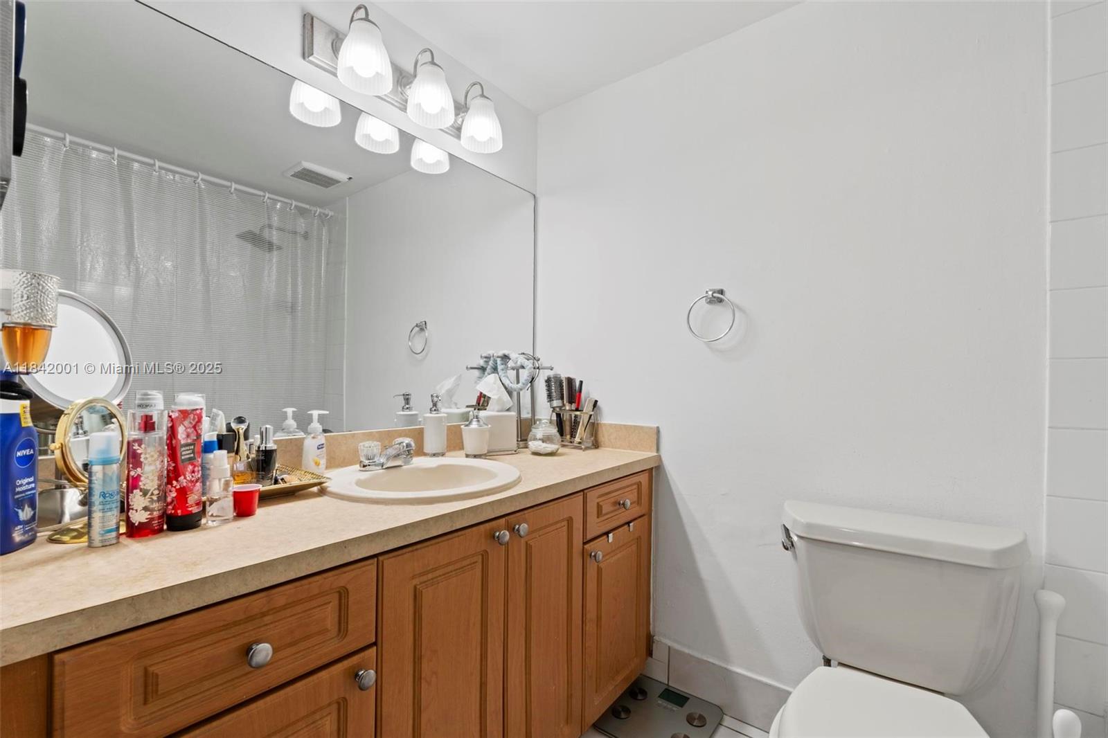 2735 W 61st Pl #204, Hialeah, Florida image 17