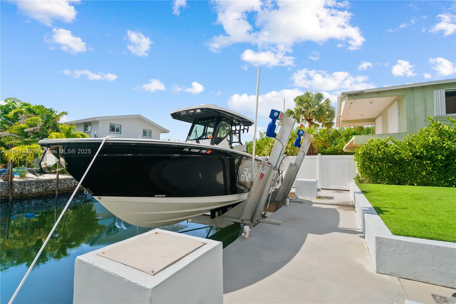 215 Wildwood Cir, Key Largo, Florida image 12