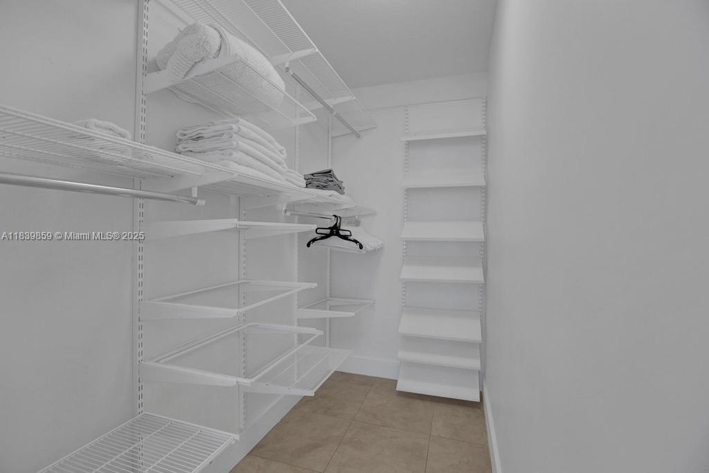 41 SE 5th St #1901, Miami, Florida image 20