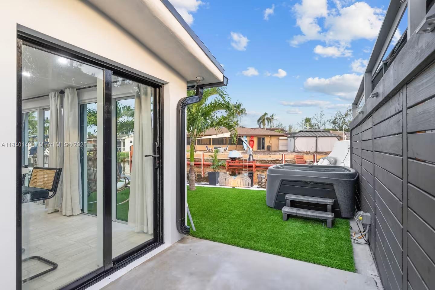1469 NW 10th St, Dania Beach, Florida image 23