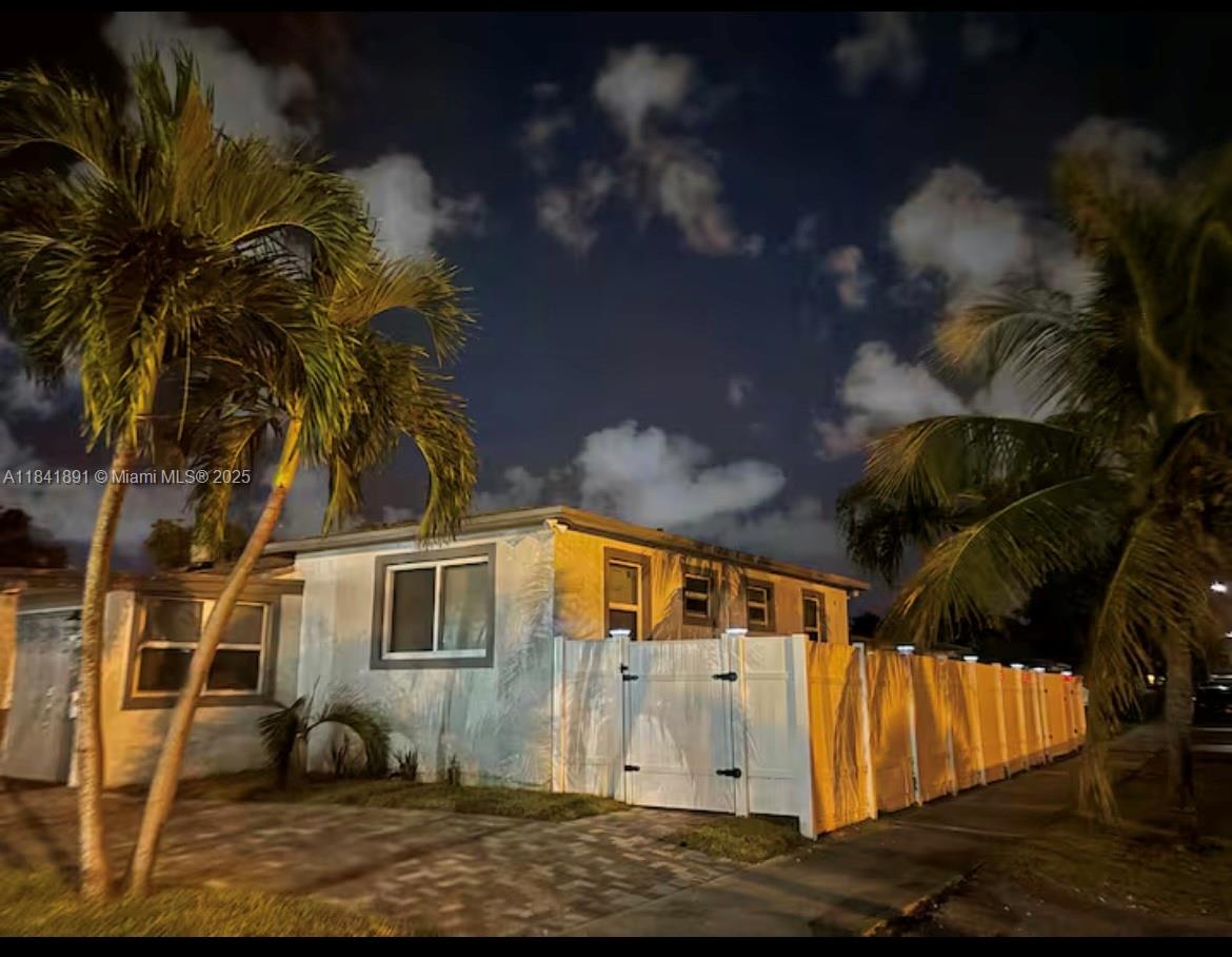 100 NW 8th Ave, Hallandale Beach, Florida image 31