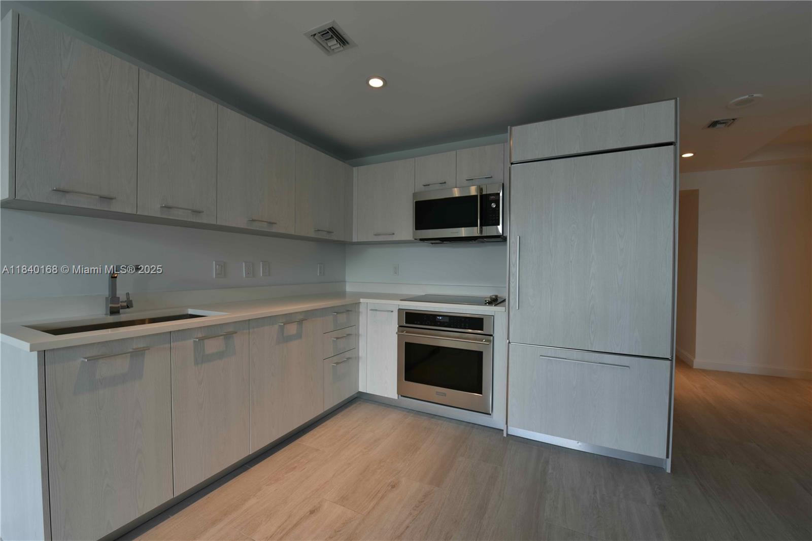 Property photo # 2