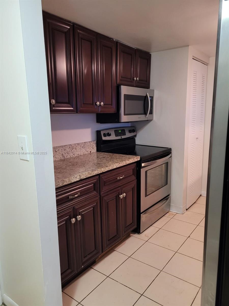 Property photo # 6