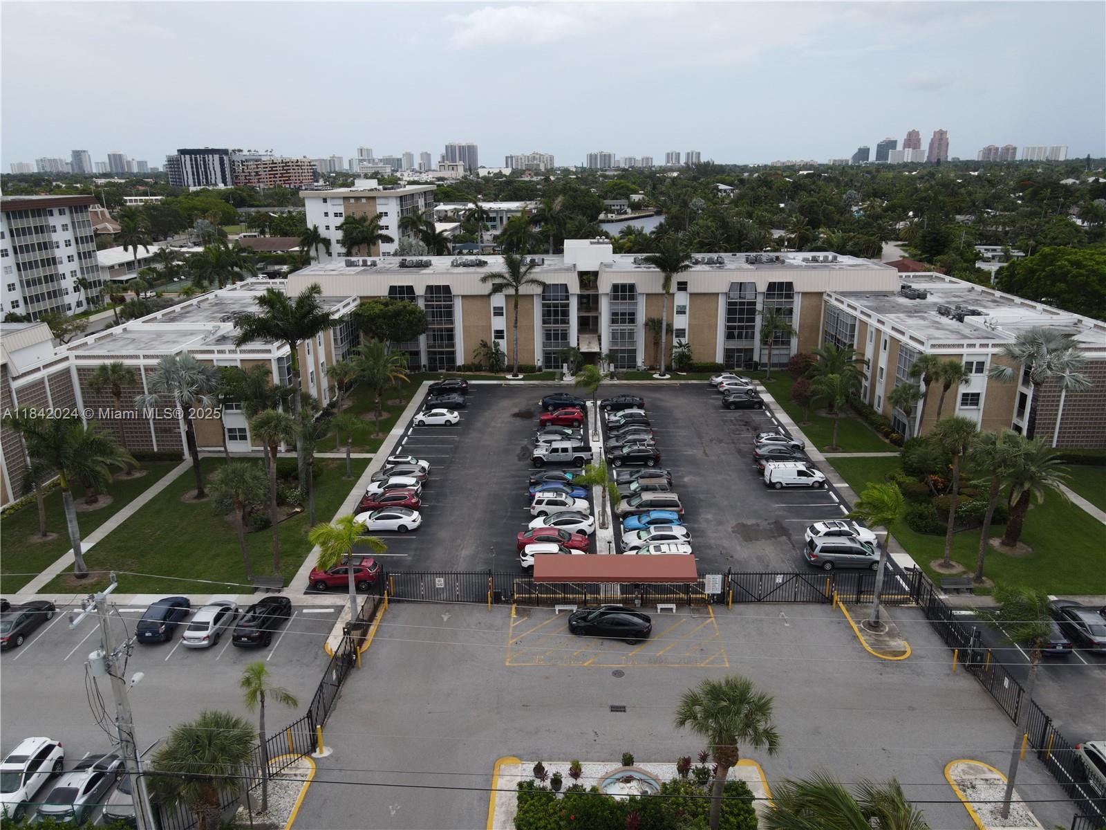 3000 NE 16th Ave #209, Oakland Park, Florida image 23