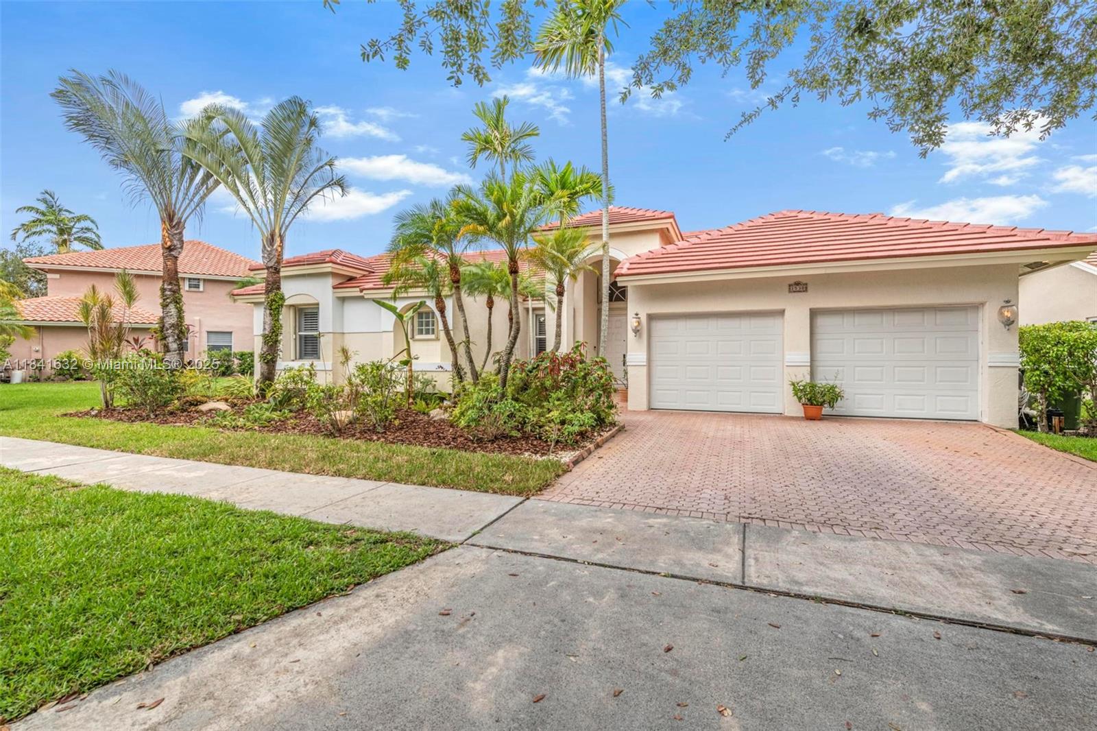 1530 NW 182nd Ter, Pembroke Pines, Florida image 7