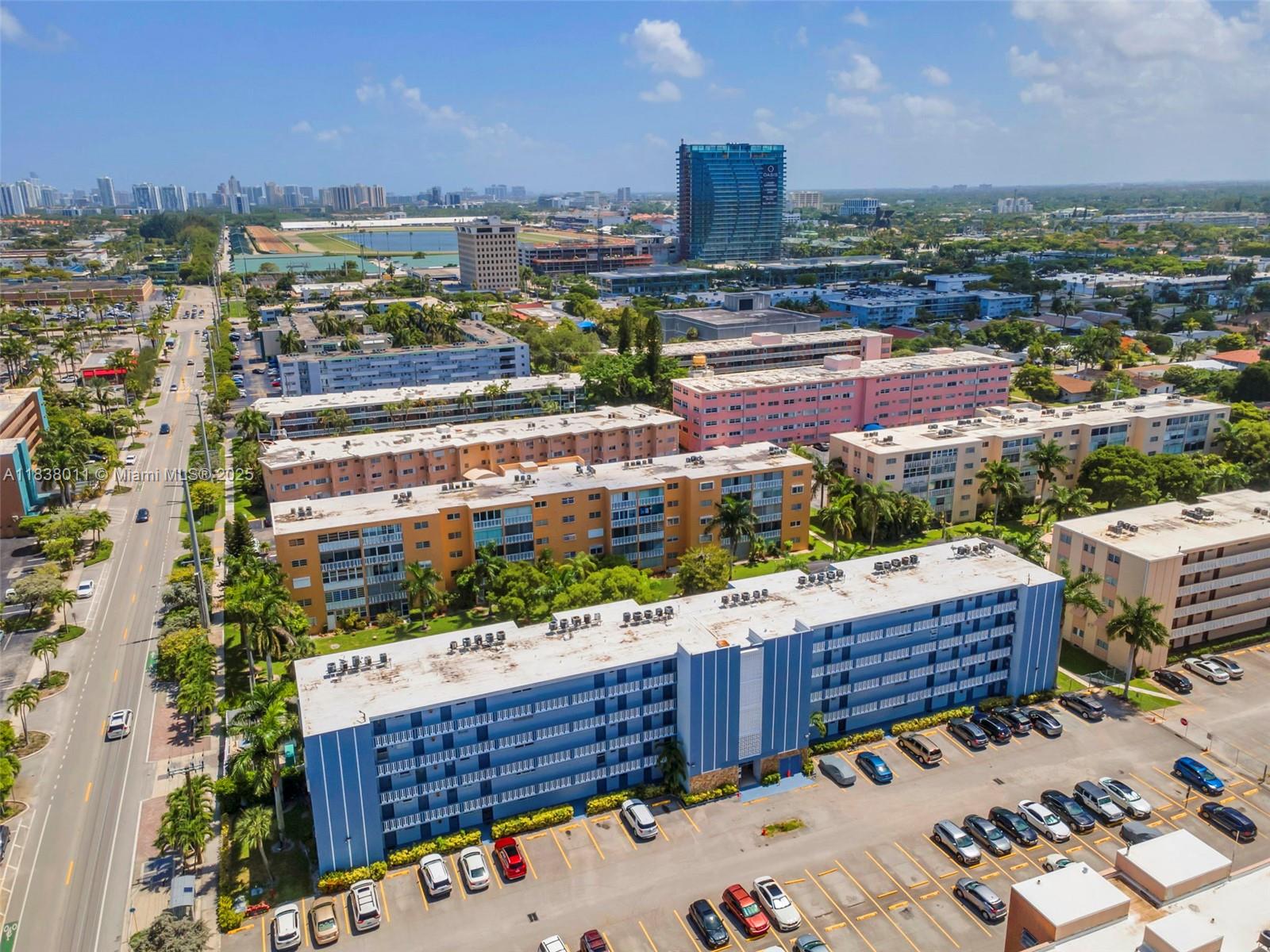 233 NE 14th Ave #108, Hallandale Beach, Florida image 27