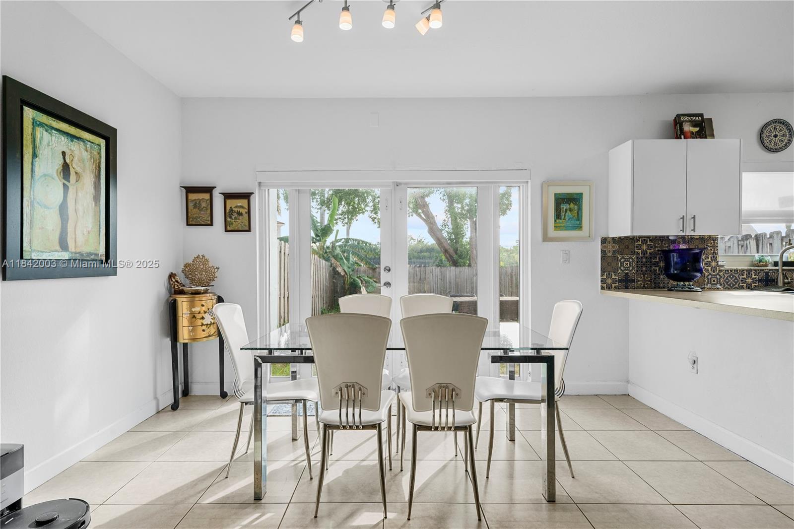 Property photo # 0