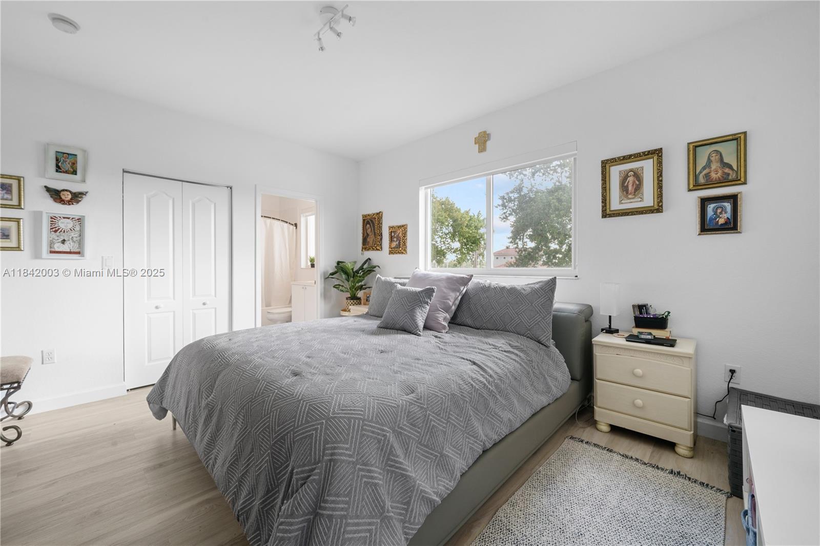 Property photo # 8