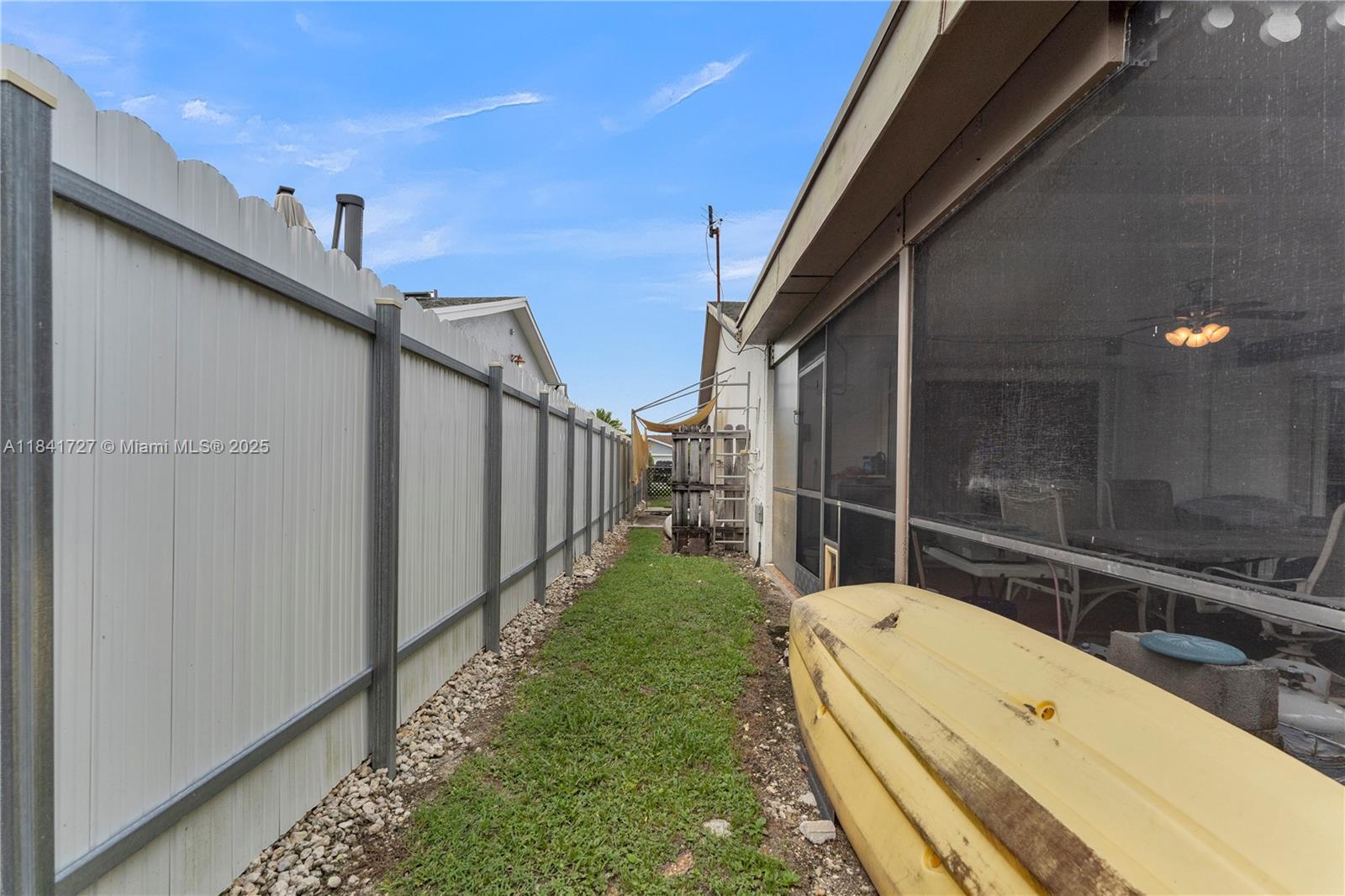 10511 SW 142nd Ct, Miami, Florida image 37