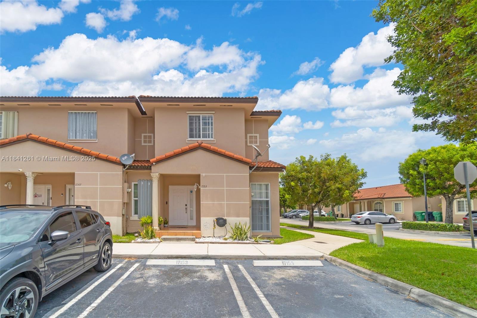 17153 SW 138th Ct, Miami, Florida image 1
