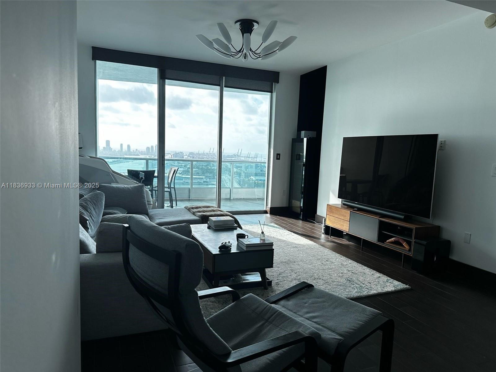 900 Biscayne Blvd #3502, Miami, Florida image 2