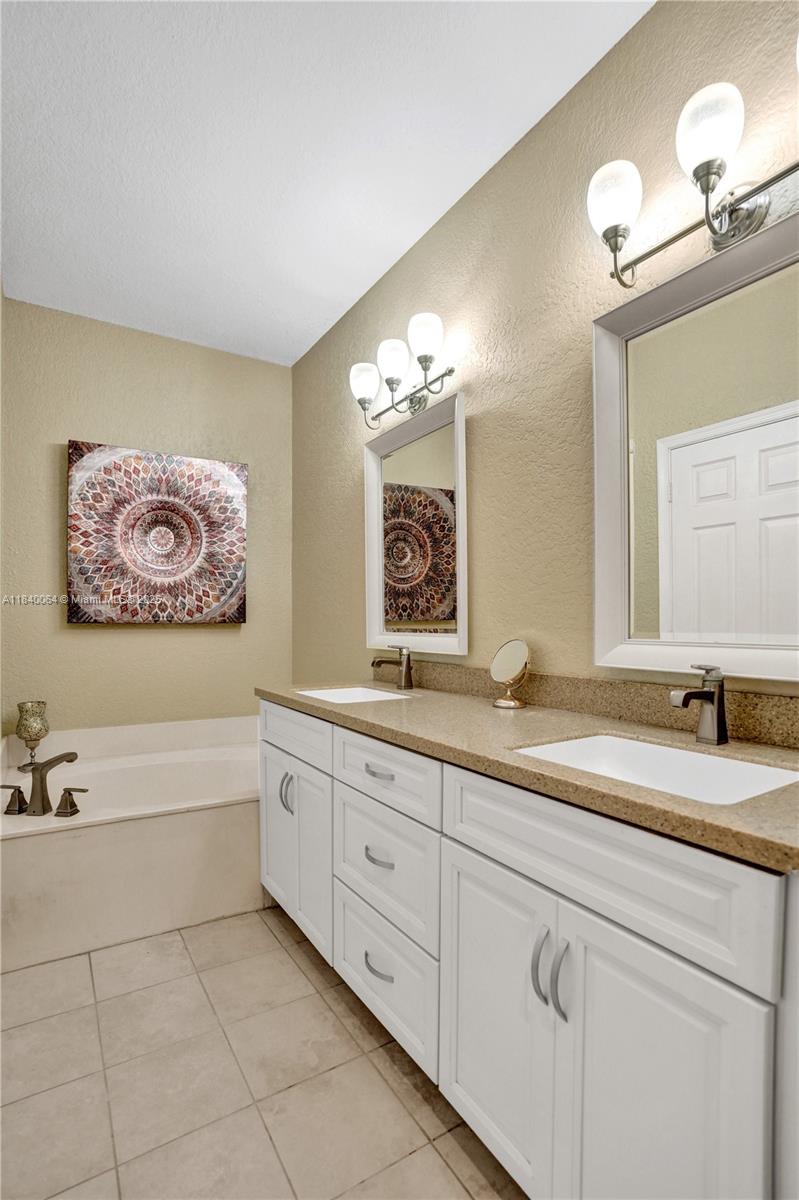 5668 NW 127th Ter, Coral Springs, Florida image 31