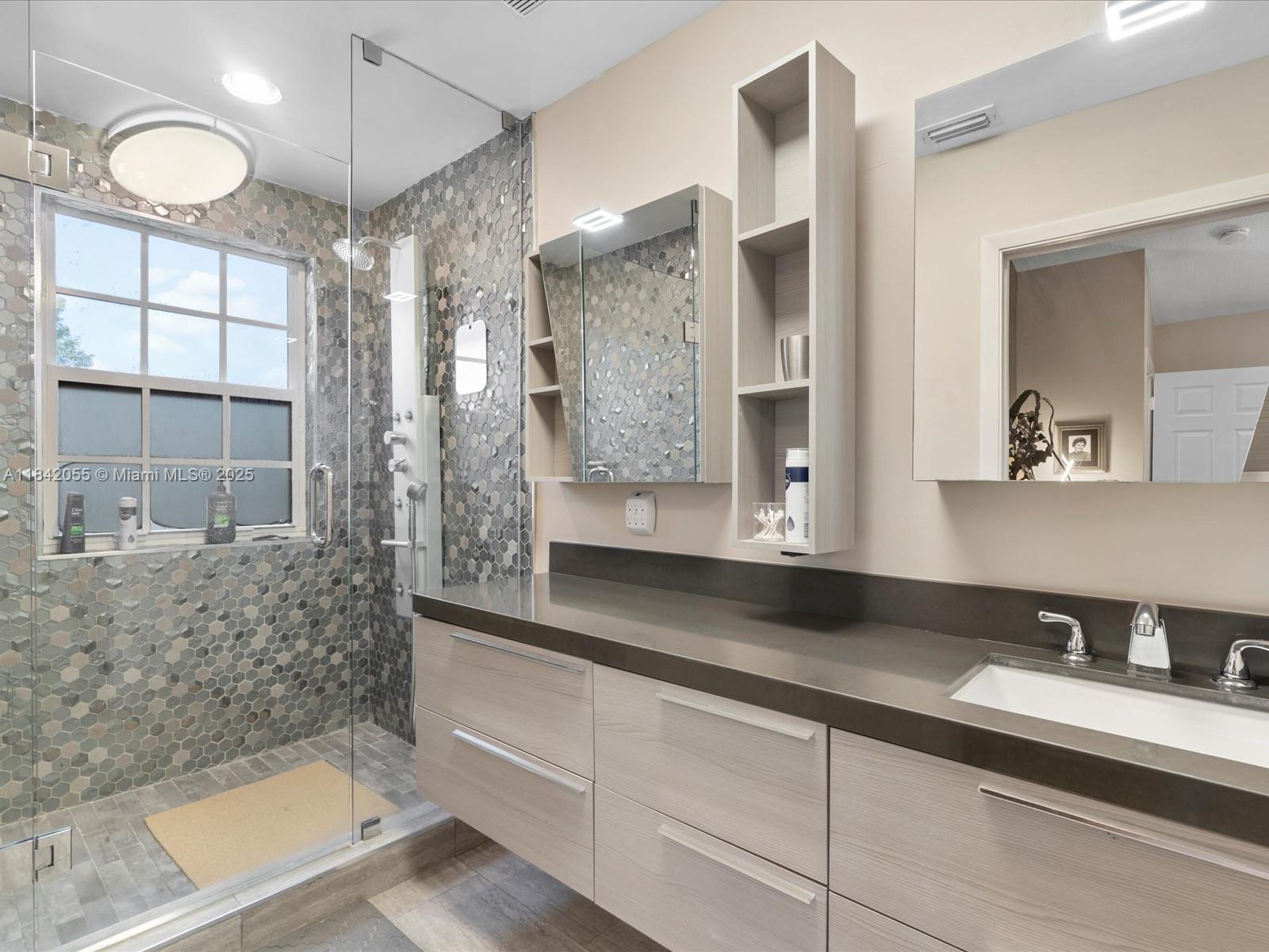 934 Sw 179th Ave, Pembroke Pines, Florida image 15