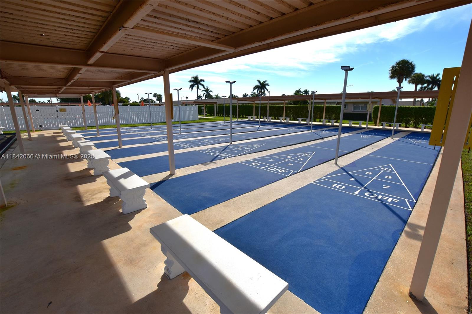 2688 Dudley Dr East #J, West Palm Beach, Florida image 18