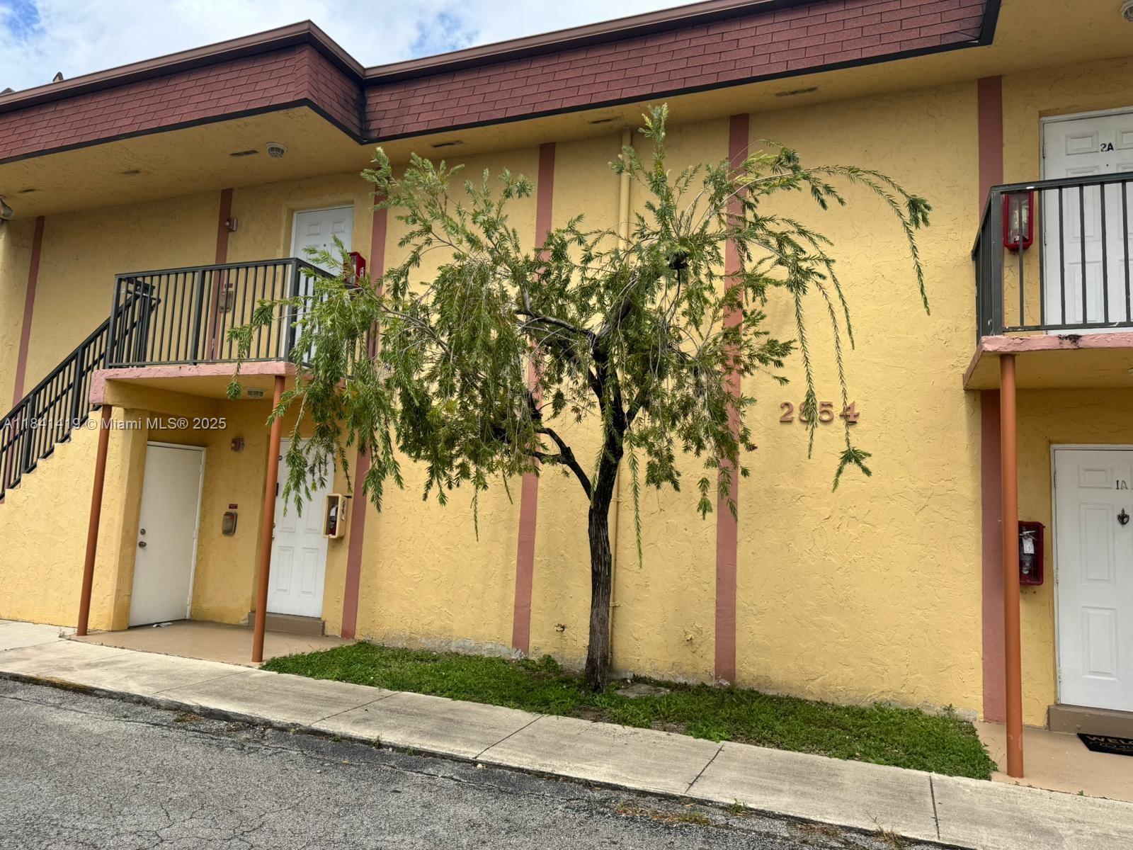 Property photo # 4