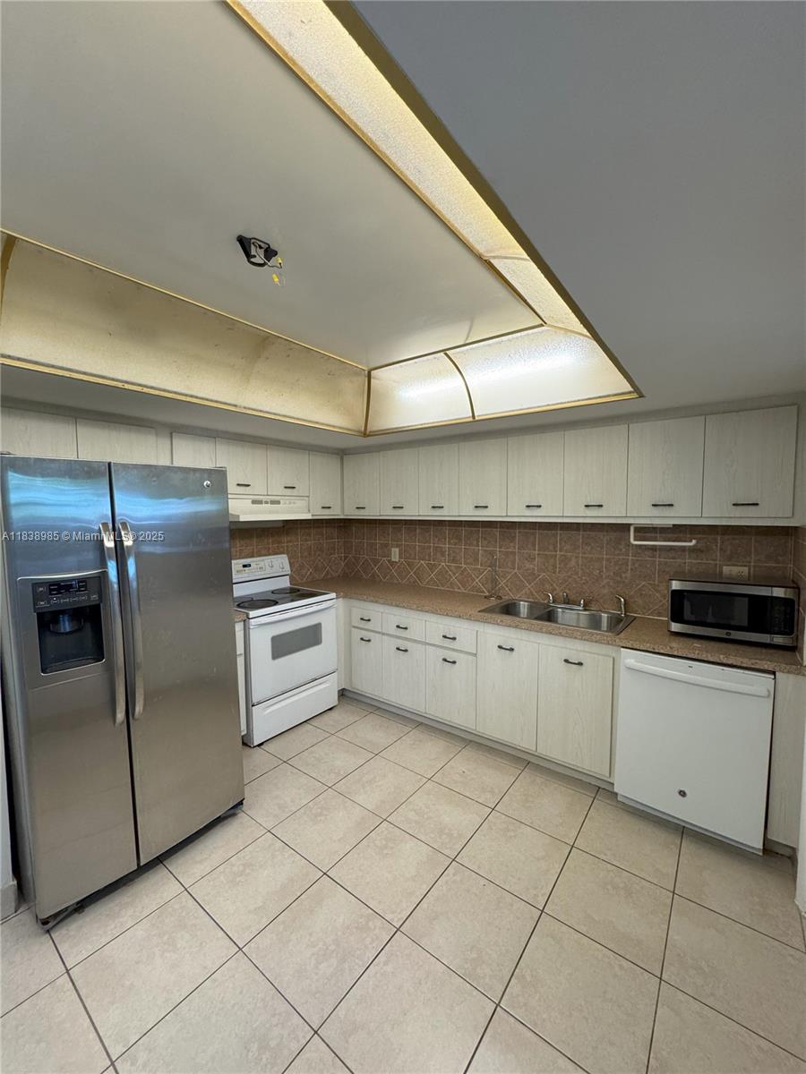 Property photo # 6