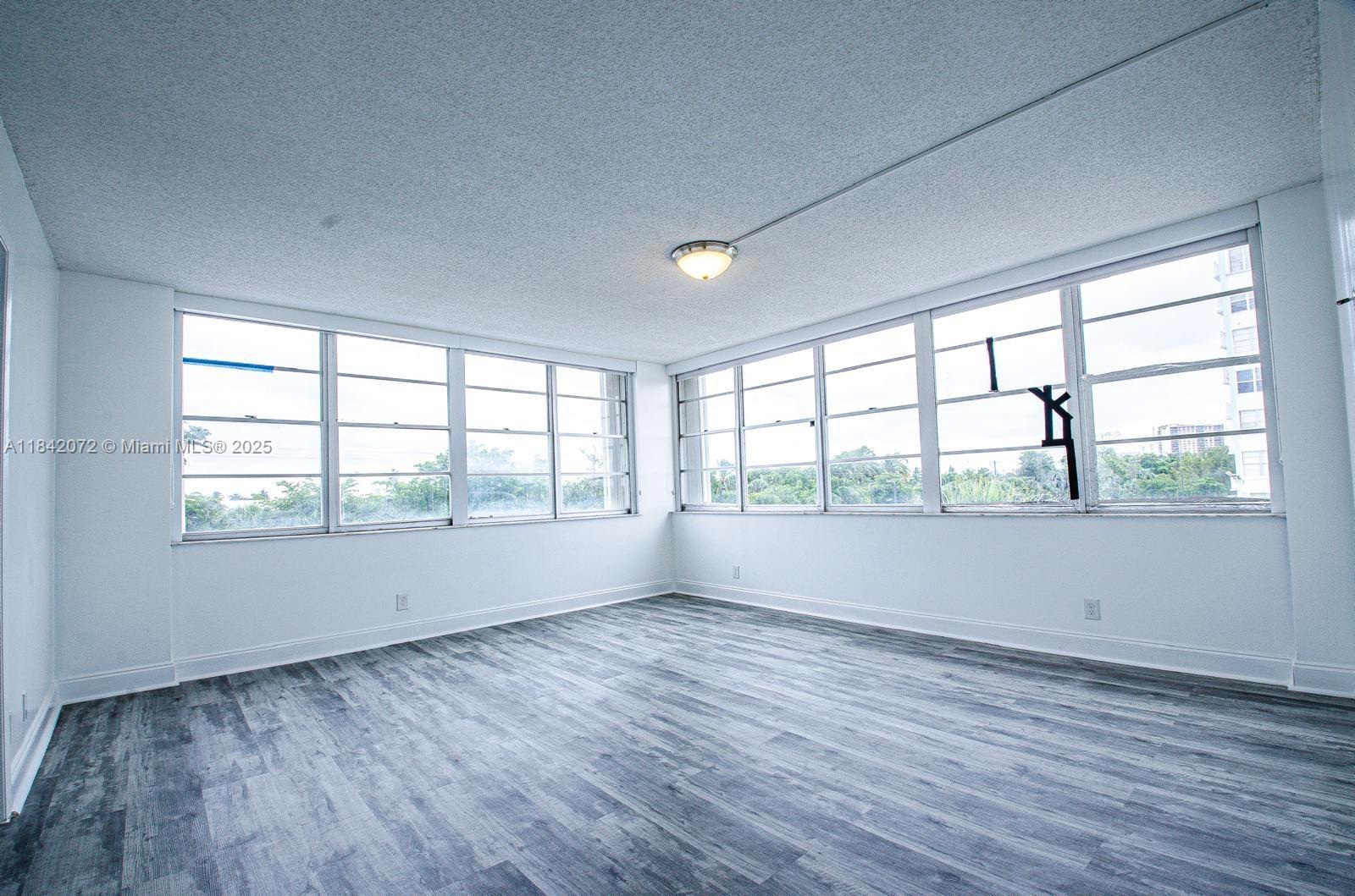 2150 Sans Souci Blvd #B305, North Miami, Florida image 18