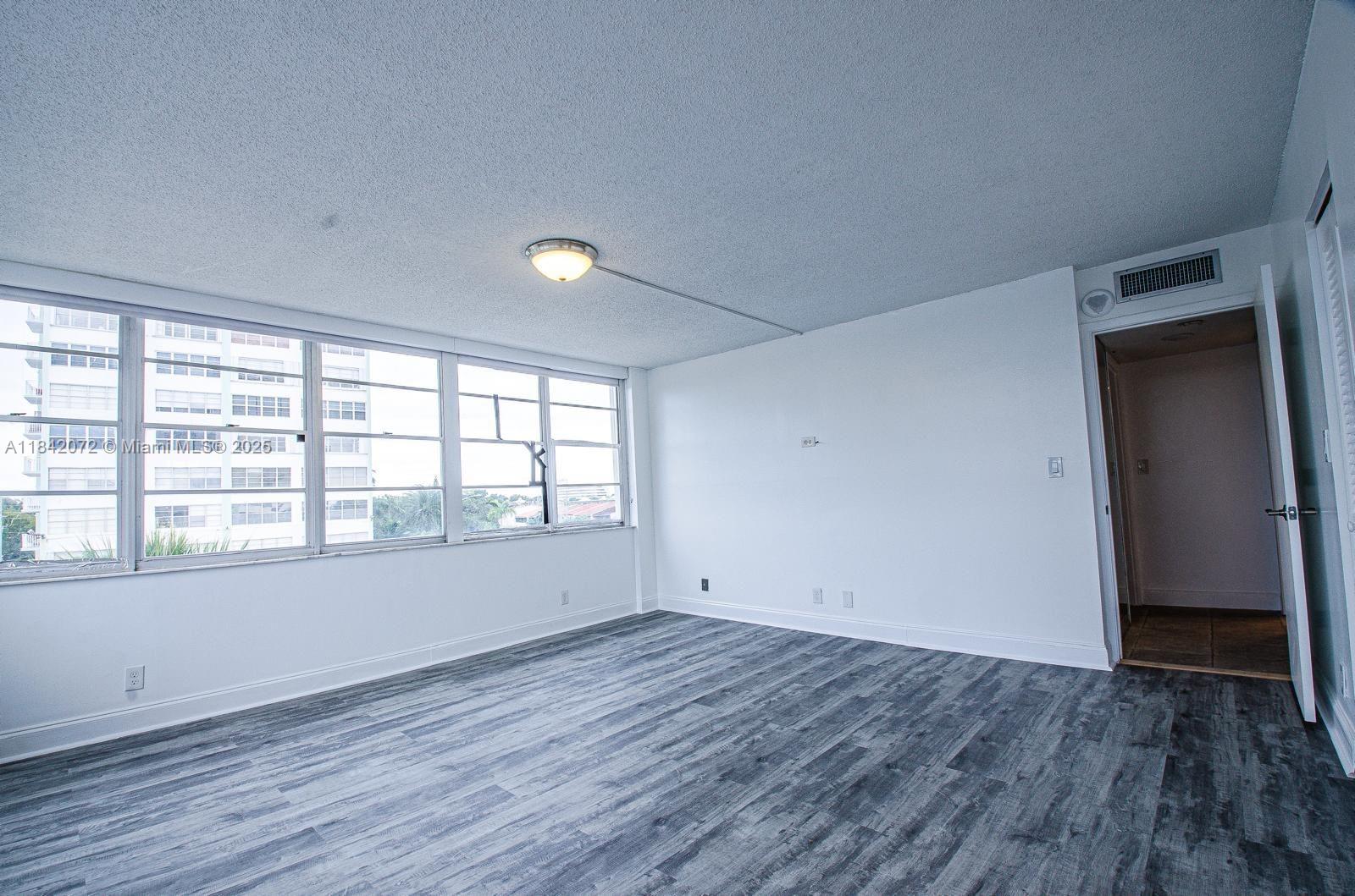 2150 Sans Souci Blvd #B305, North Miami, Florida image 20