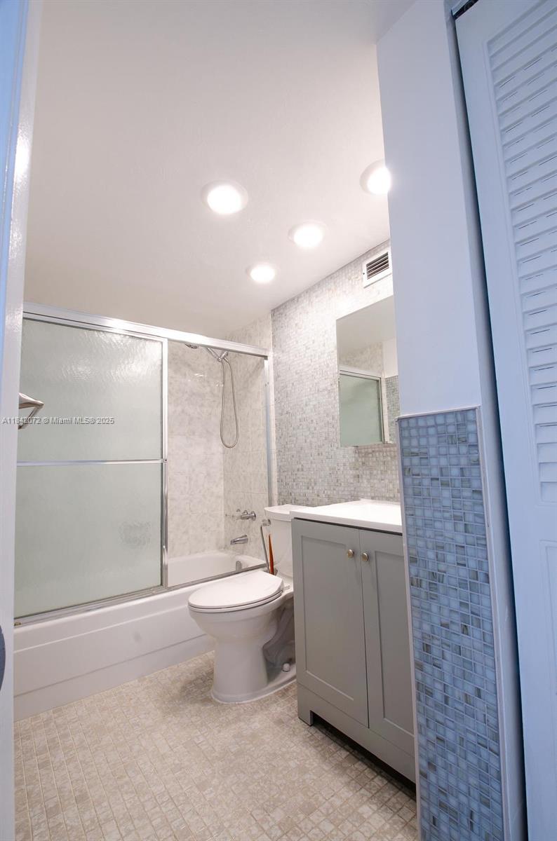 2150 Sans Souci Blvd #B305, North Miami, Florida image 5