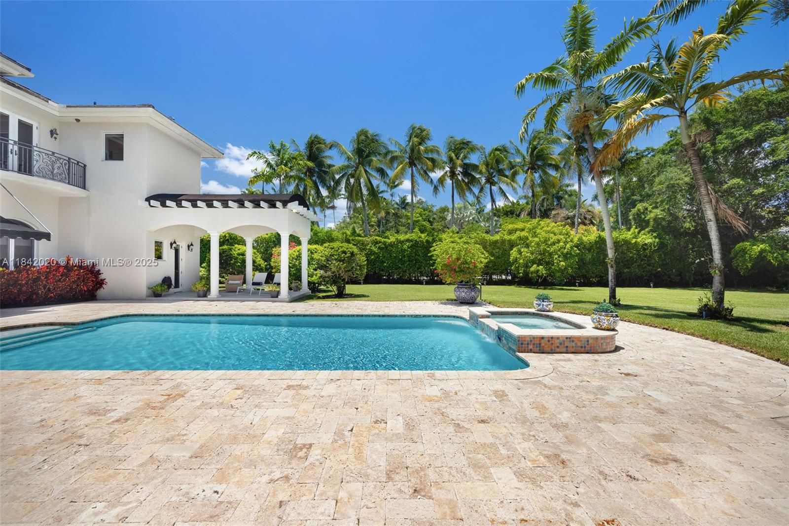8252 School House Rd, Miami, Florida image 34