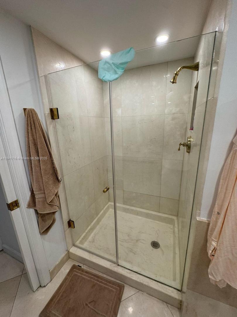 3610 Yacht Club Dr #713, Aventura, Florida image 17
