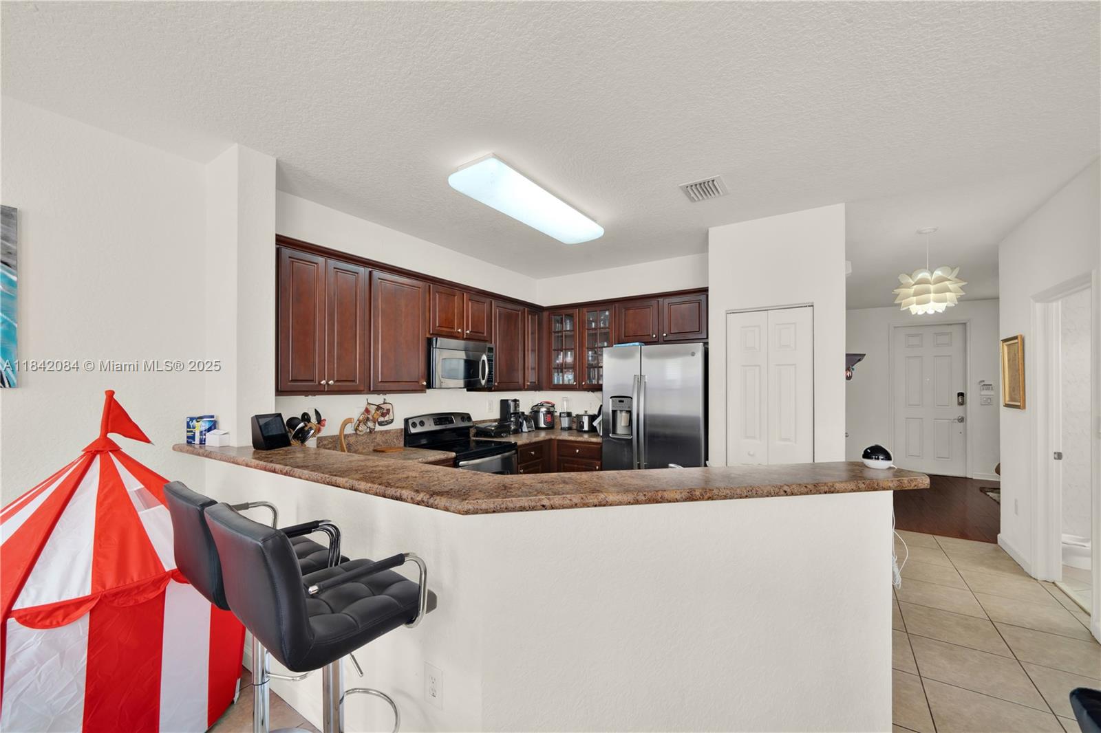 Property photo # 9