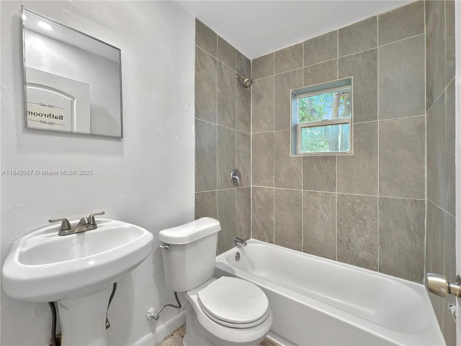 7770 NW 9th Ave, Miami, Florida image 18