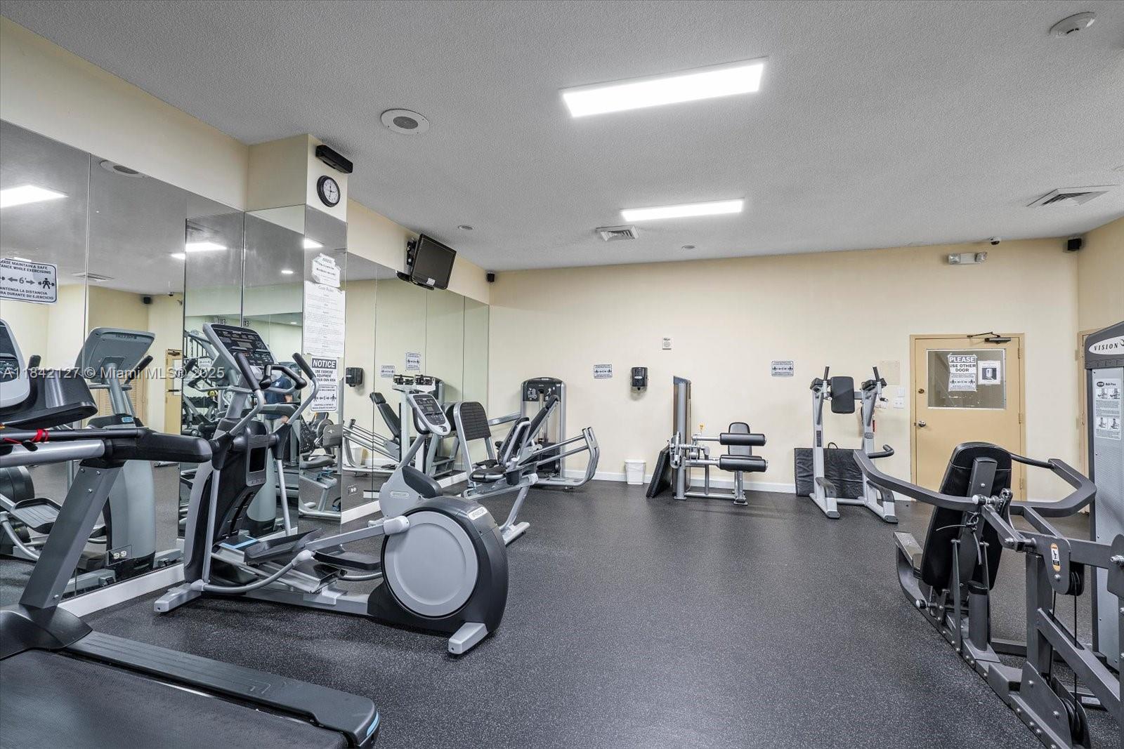 251 174th St #710, Sunny Isles Beach, Florida image 18
