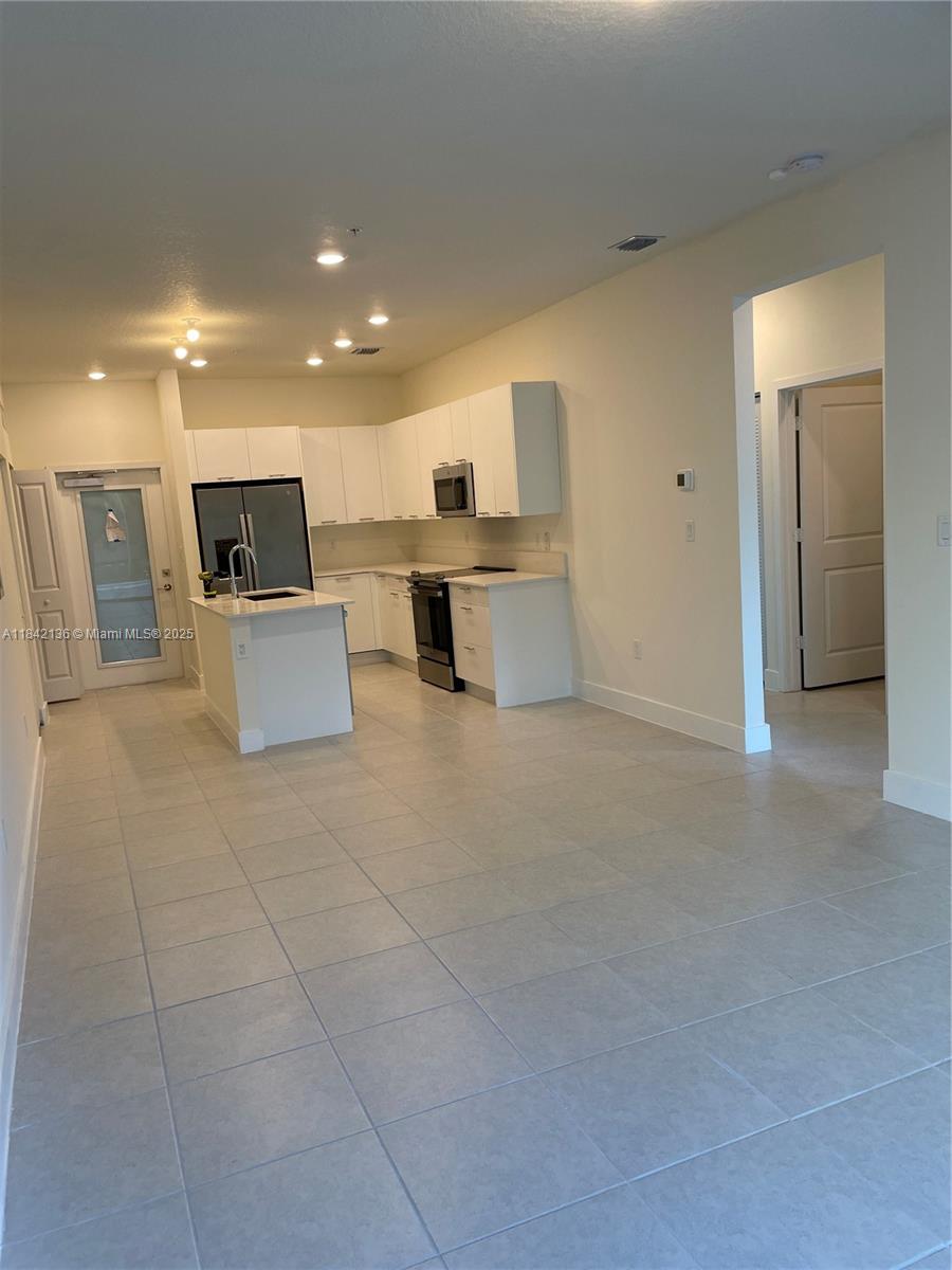 8001 NW 41 St #F-108, Doral, Florida image 24