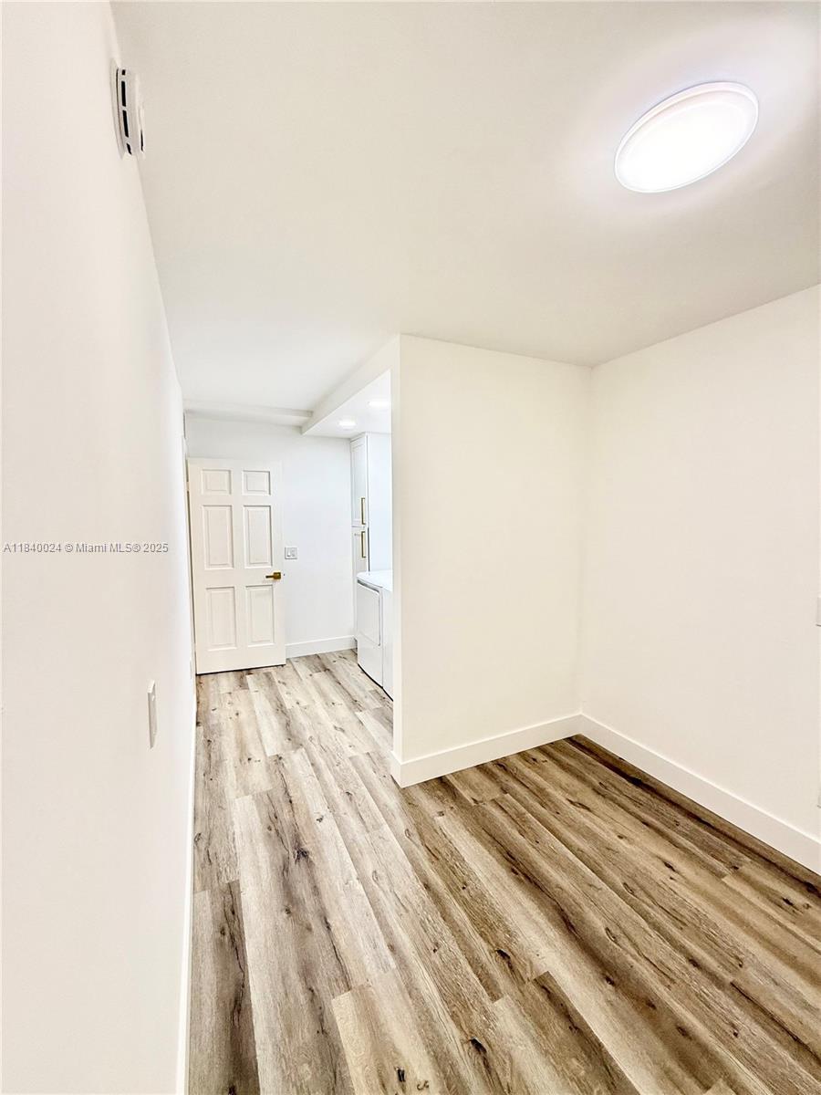 1705 Whitehall Dr #106, Davie, Florida image 11