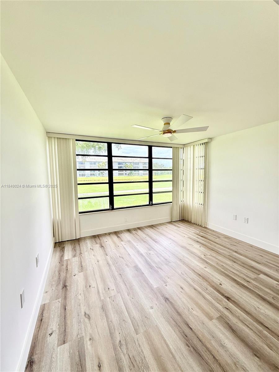 1705 Whitehall Dr #106, Davie, Florida image 12